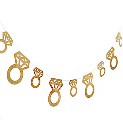 The gold glitter diamond ring icons, which are a mix of small and large rings, add a glam look to the bachelorette party. The garland is 9ft long and would look great decorating a wall, table or doorway.